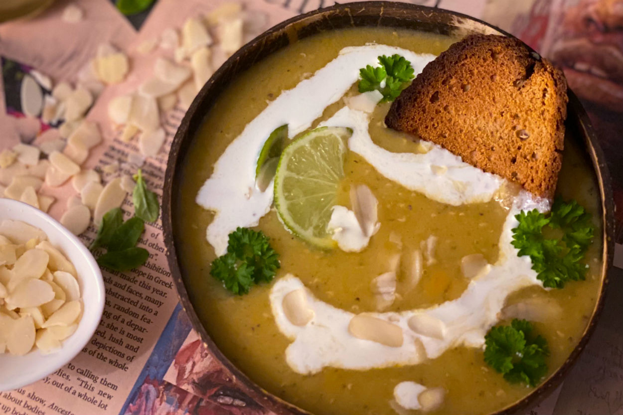 Uğraştırmaz: Unsuz Mercimek Çorbası