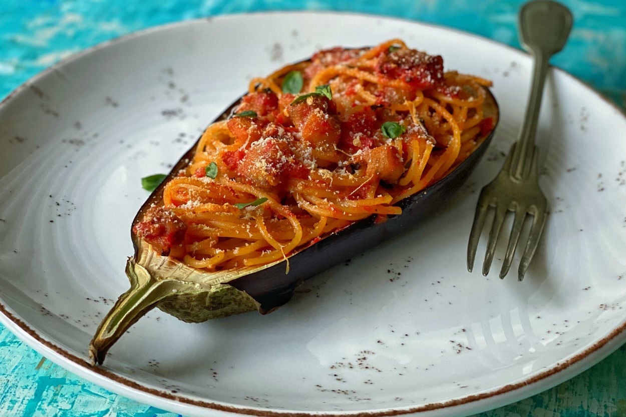 Patlıcan Çanağında: Patlıcanlı Spaghetti