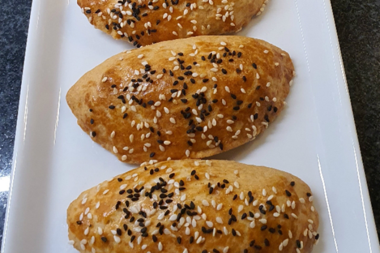 Kahvaltılar Şenlensin: Mayasız Kıyır Poğaca