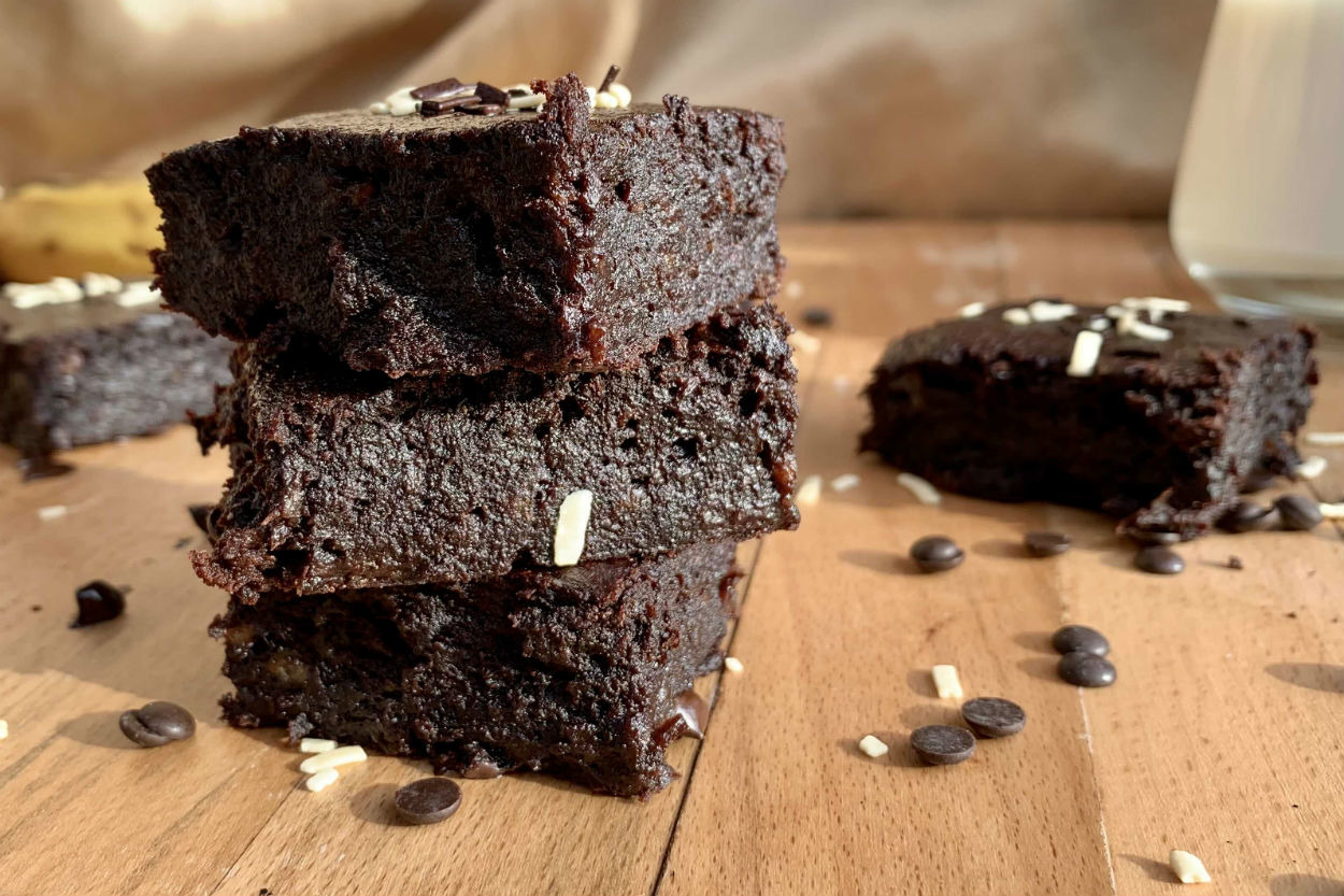 İçi Islak mı Islak: Rafine Şekersiz Brownie