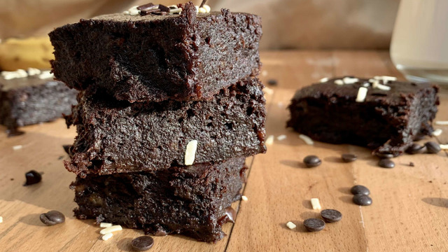 İçi Islak mı Islak: Rafine Şekersiz Brownie