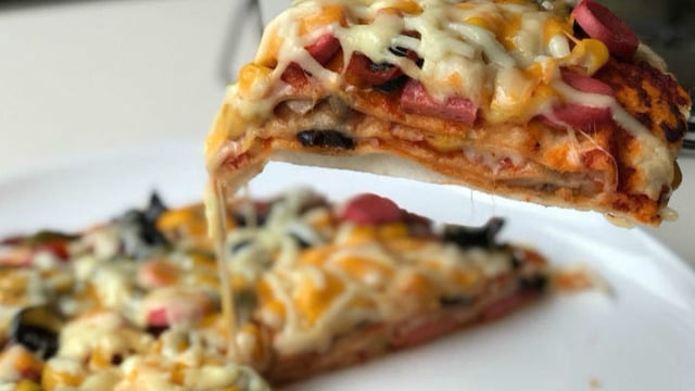 Çok Pratik Çok Leziz: Lavaştan Pizza