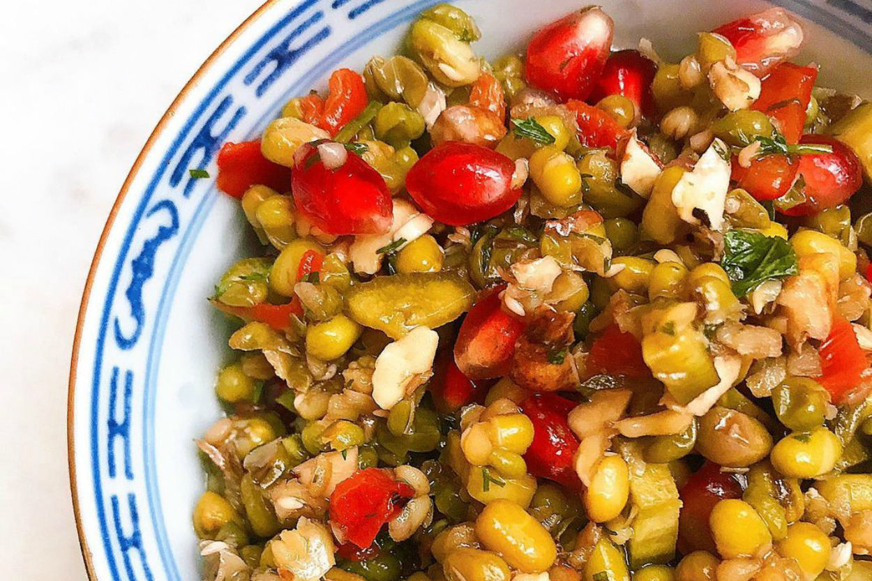 Doyurucu Salata Arayanlara: Maş Fasulyesi Salatası