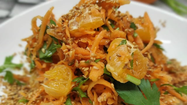 Şifa Dolu: Mandalinalı Havuç Salatası