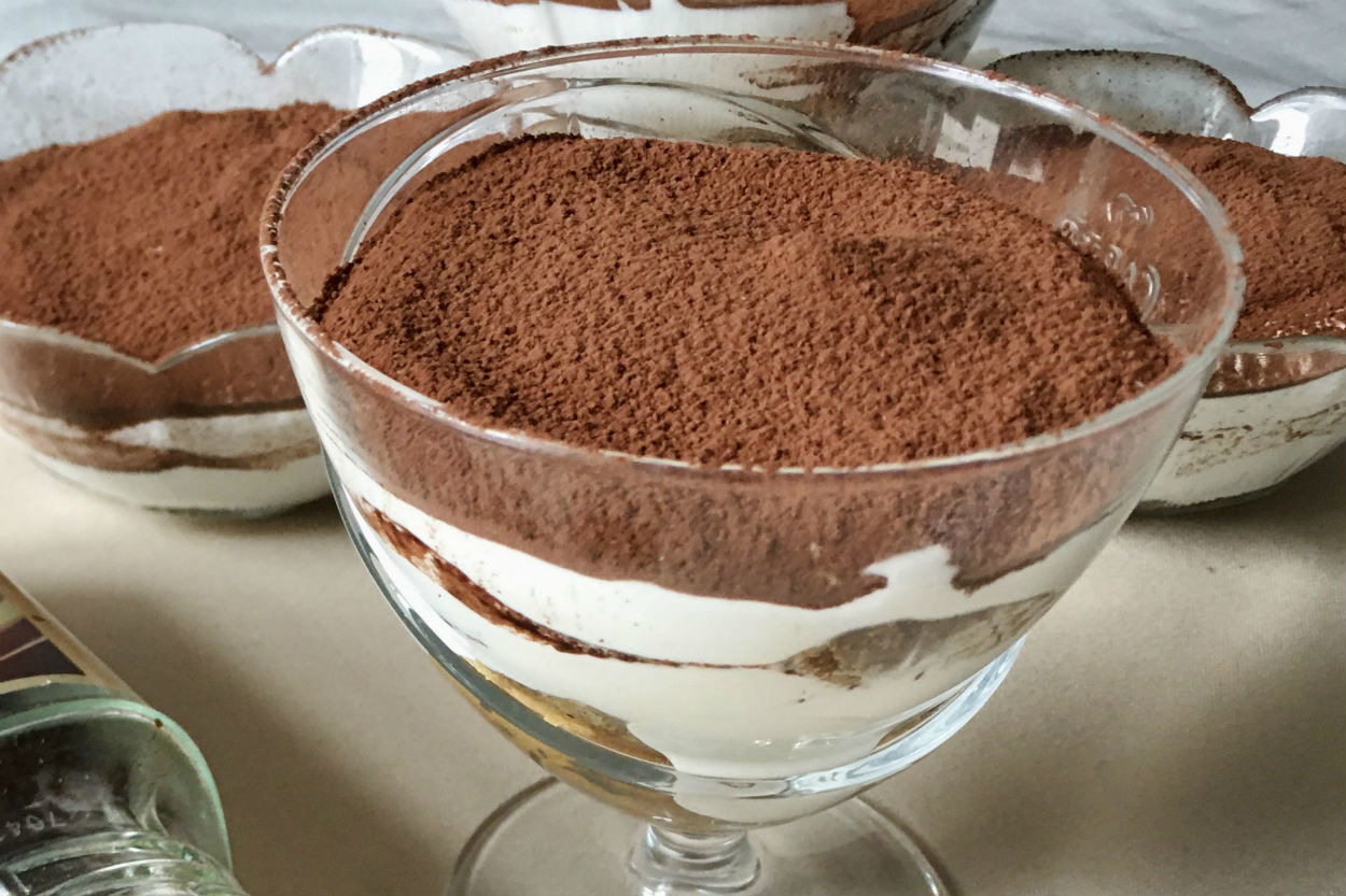 Köpüksü Kıvamıyla: Rafine Şekersiz Tiramisu