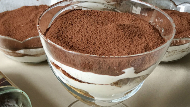 Köpüksü Kıvamıyla: Rafine Şekersiz Tiramisu