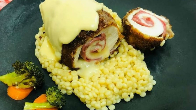 İki Lezzet Bir Arada: Kuskus Yatağında Cordon Bleu