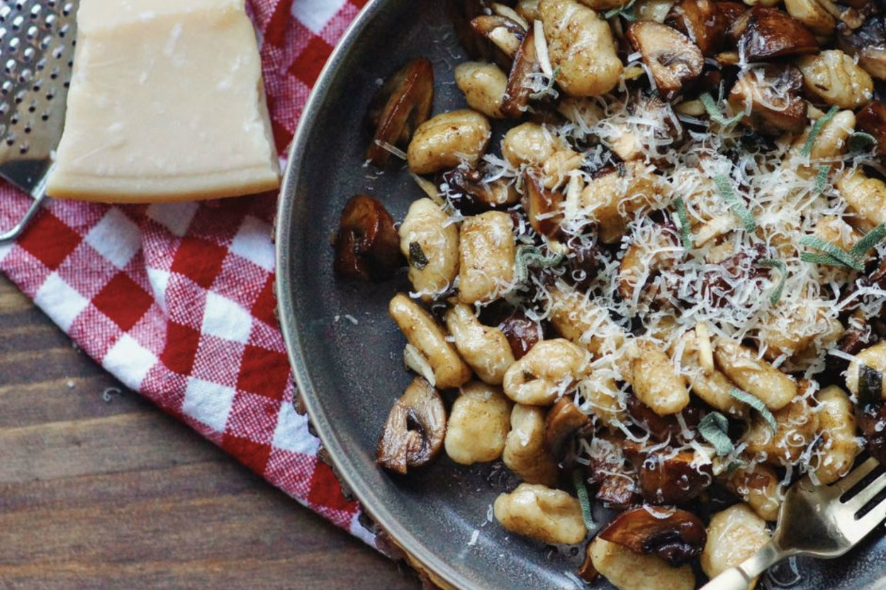 Akşama Ne Pişirsem: Mantarlı ve Ada Çaylı Gnocchi