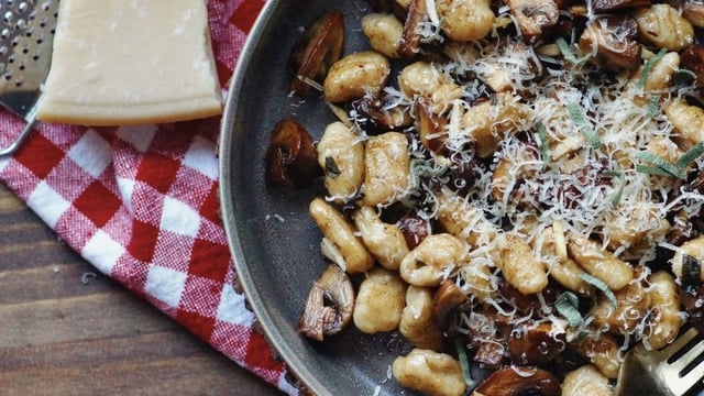 Akşama Ne Pişirsem: Mantarlı ve Ada Çaylı Gnocchi