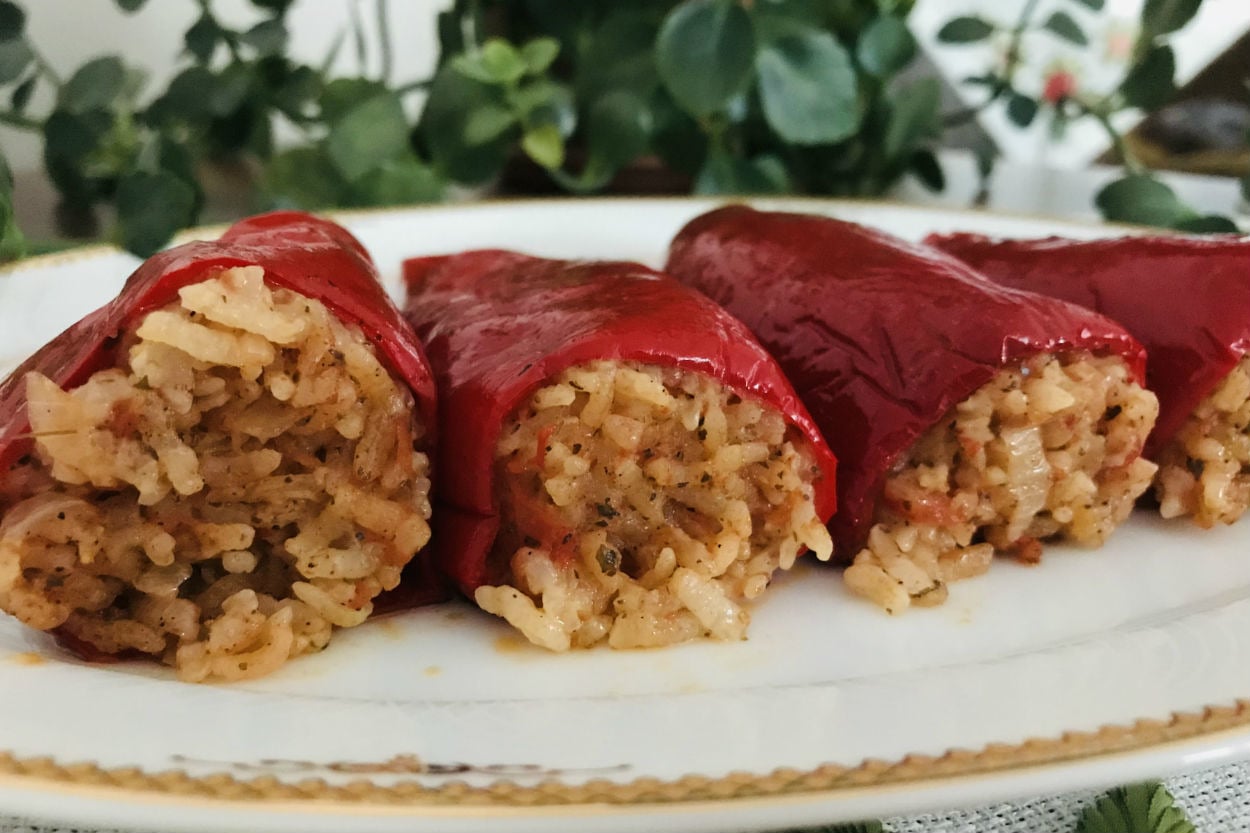 Enfes Yancı: Zeytinyağlı Kapya Biber Dolması
