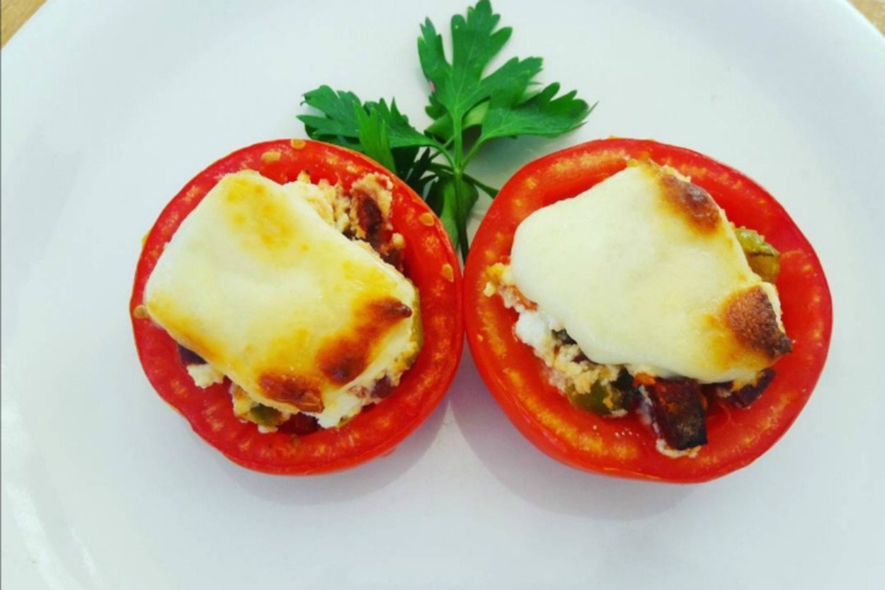 Pratik ve Leziz: Domates Dolması