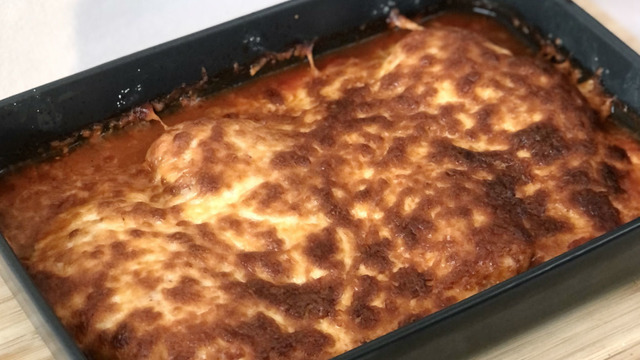 Yapması Çok Basit: Kırmızı Biberli Fırında Tavuk