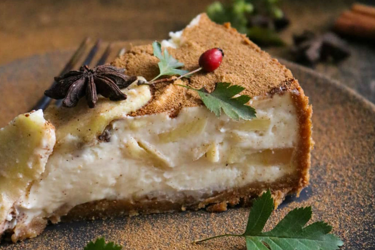 İddialı Bir Lezzet: Elmalı ve Tarçınlı Cheesecake