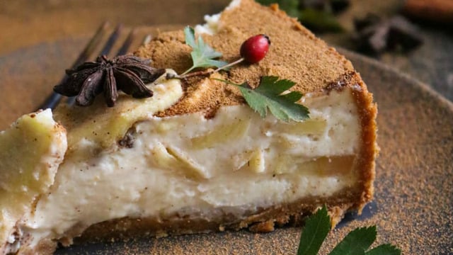 İddialı Bir Lezzet: Elmalı ve Tarçınlı Cheesecake