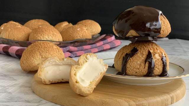 Çıtır Bir Profiterolü Andırır: Choux Craquelin