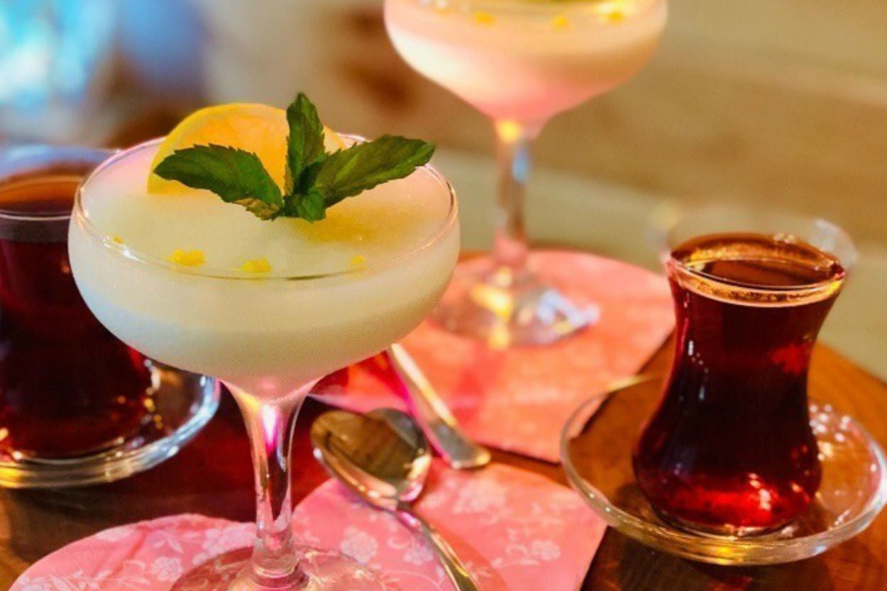 Serinletici Lezzet: Limonlu Pratik Muhallebi