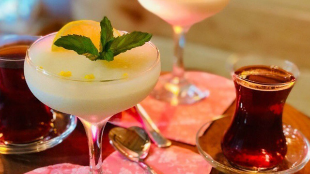 Serinletici Lezzet: Limonlu Pratik Muhallebi