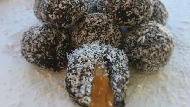 Kolay ve Leziz: Lokmalık Hurmalı Toplar