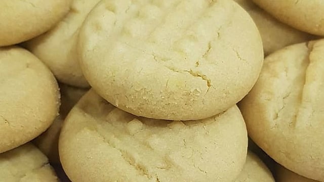 Çayı Tek Başına İçmeyenlere: Kıyır Un Kurabiyesi