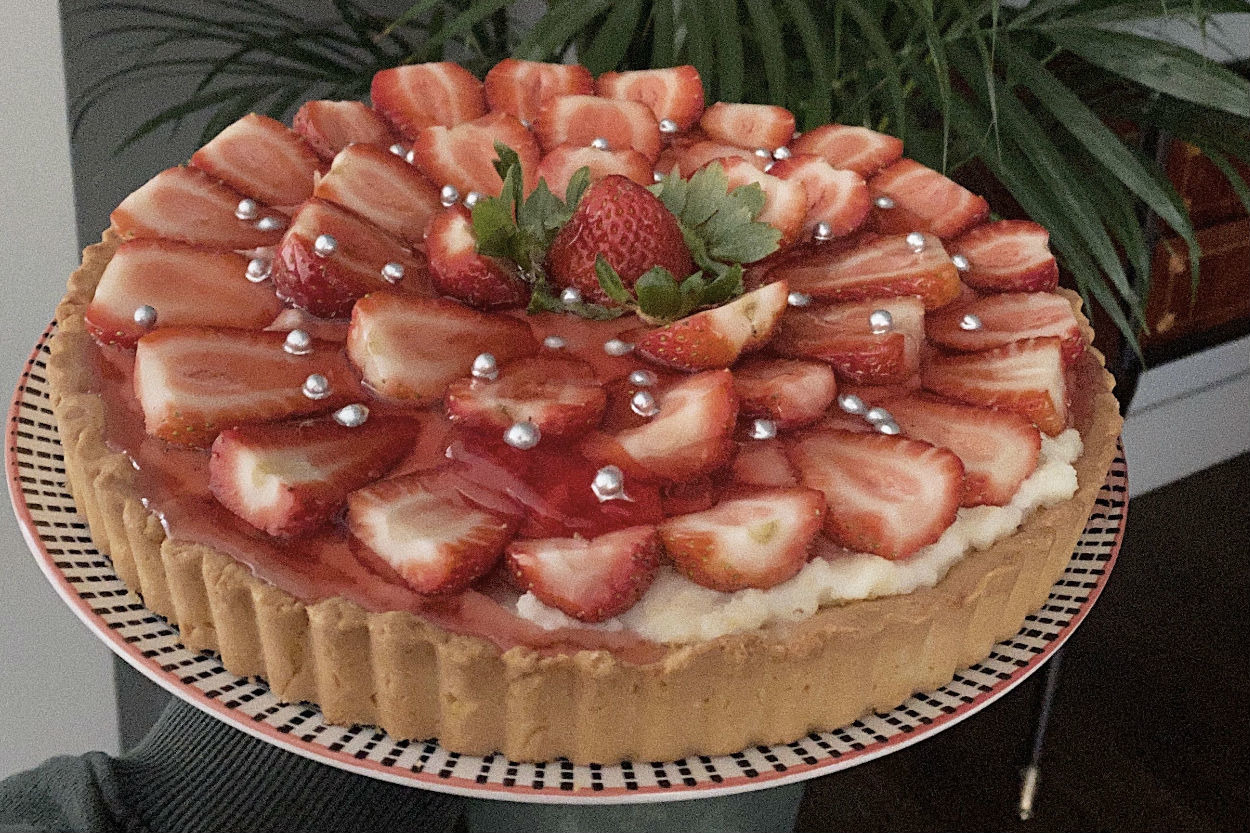 Mükemmel Lezzet: Çilekli Tart