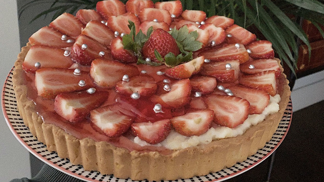 Mükemmel Lezzet: Çilekli Tart