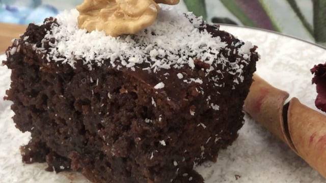 Enfes Tadıyla: Islak Kakaolu Kek