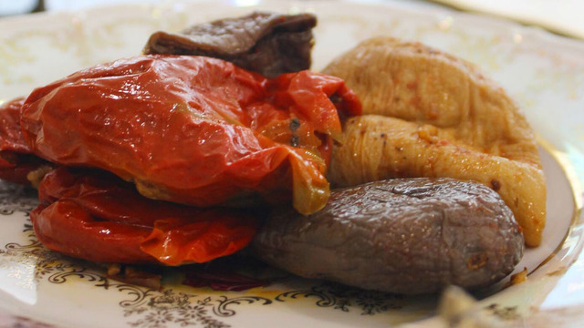 Tabaklar Dolsun: Kuru Antep Dolması