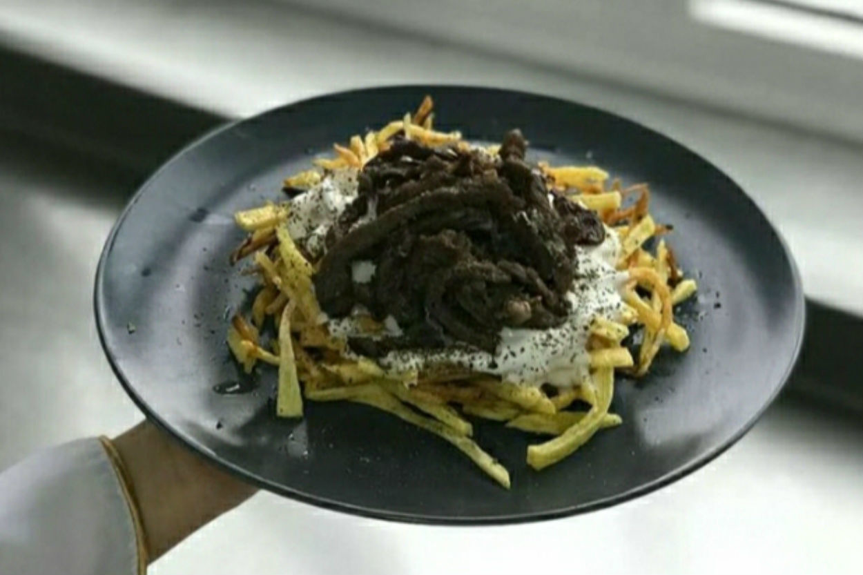 Misafirlerin Sultanı: Çökertme Kebabı