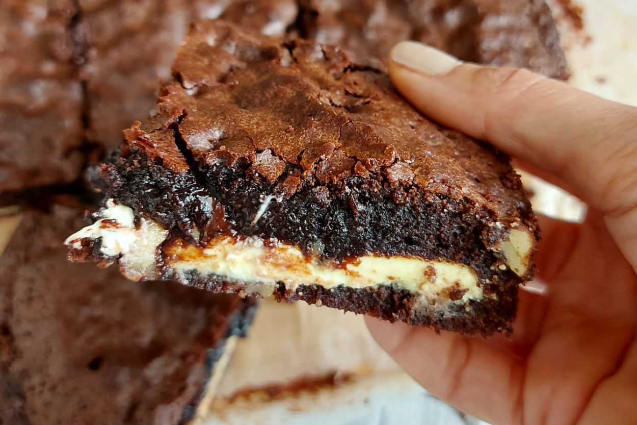 İçi Akışkan: Beyaz Çikolatalı Brownie