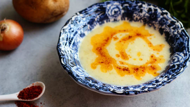 Kolay ve Çok Farklı: Patates Çorbası