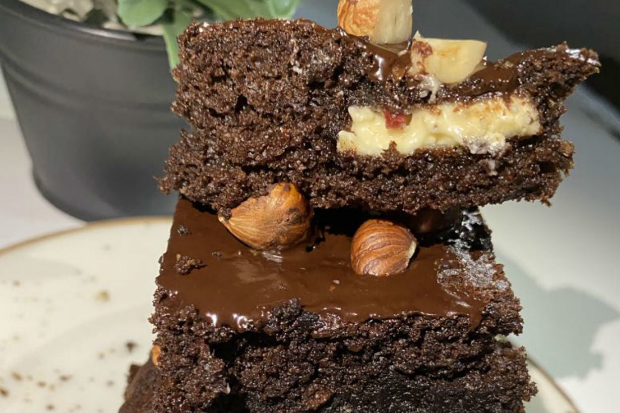Lezzeti Şahane: Beyaz Çikolatalı Fit Brownie