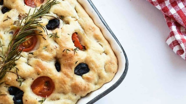Akdeniz’in Esintisi: Focaccia Ekmeği
