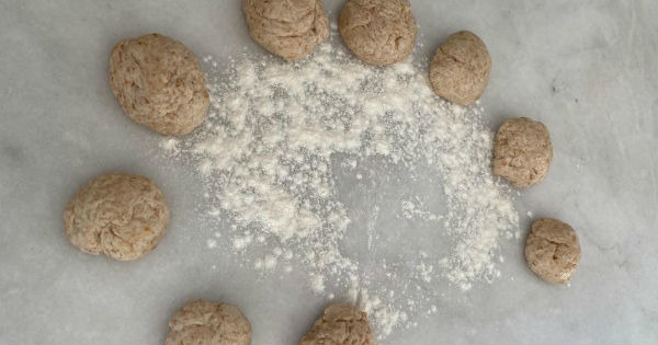susamli-ev-yapimi-simit-adim-2