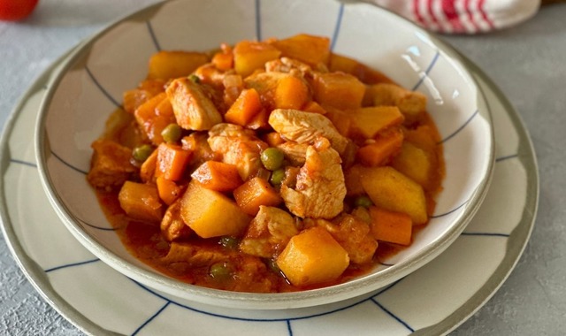 Lokum Gibi Yumuşacık: Tavuklu Tas Kebabı