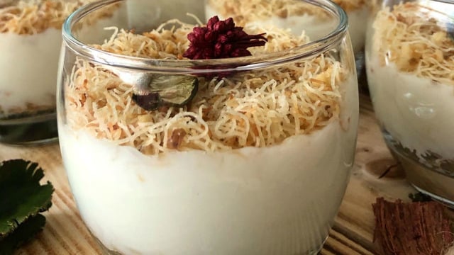 İpeksi Dokusuyla: Kadayıflı Cevizli Muhallebi