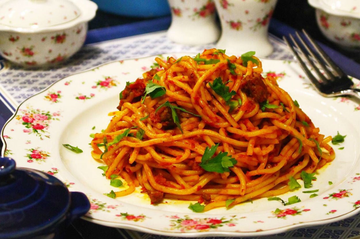Vazgeçilmez Lezzet: Bolonez Soslu Makarna