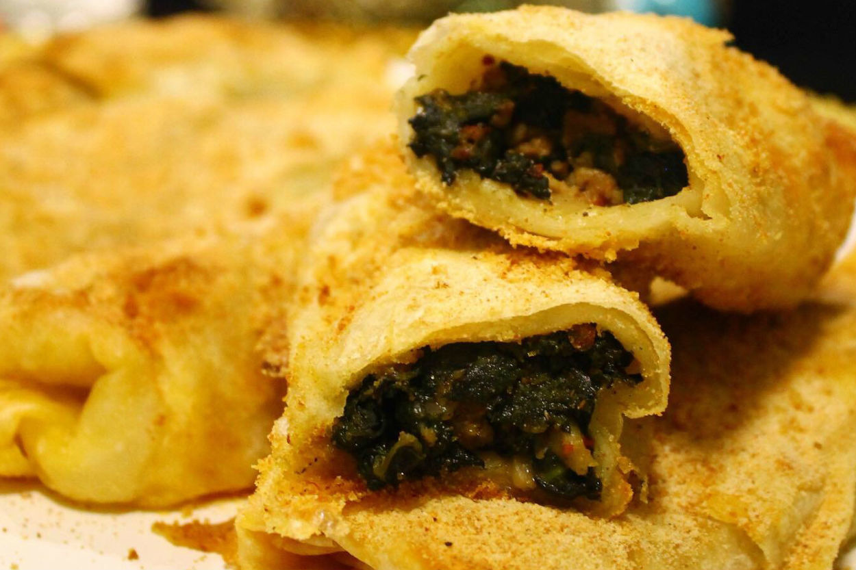 Beş Çaylarına Enfes: Kıymalı Ispanaklı Börek