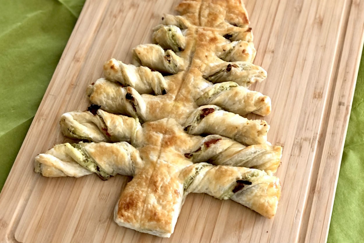 Az Malzemeli Lezzet: Pesto Soslu Milföy Ağacı