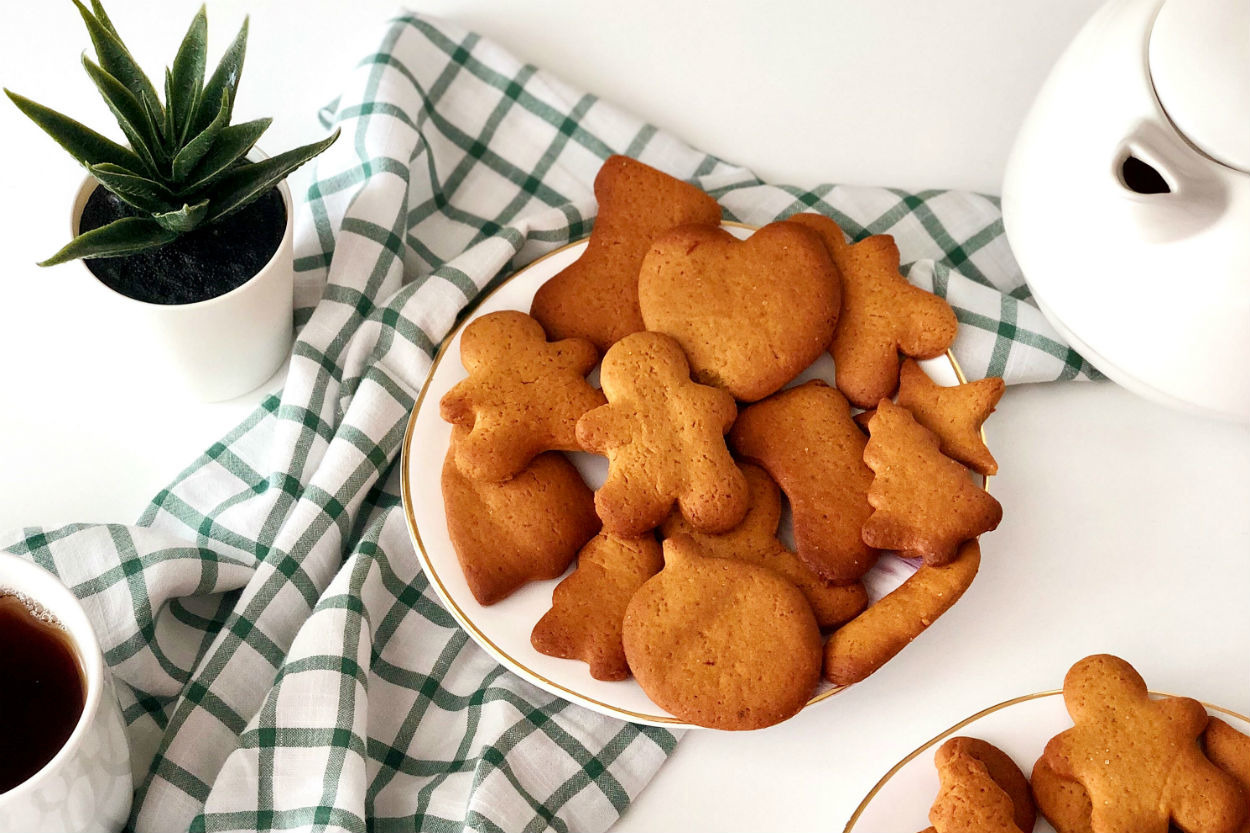 Yeni Yıl Ruhu Evinizde: Gingerbread Kurabiye
