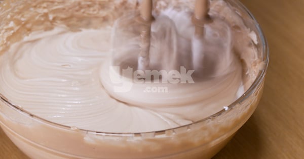 cikolatali-biskuvili-trifle-ss-18