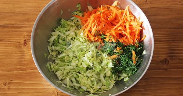 havuclu-lahana-salata-asama-2