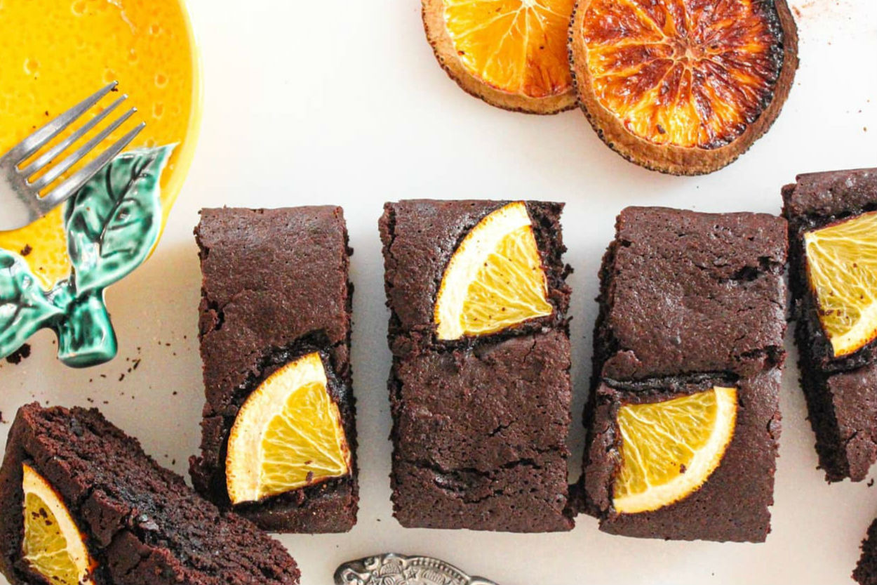 Her Dilimi Lezzet Dolu: Portakallı Fit Brownie
