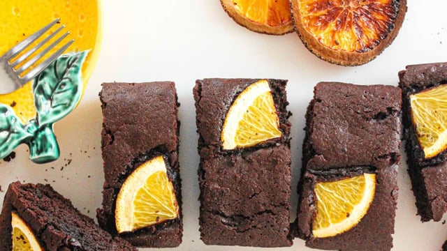 Her Dilimi Lezzet Dolu: Portakallı Fit Brownie