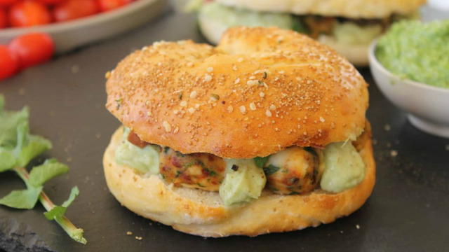 Kahvaltıları Şenlendirir: Mayasız Bagel