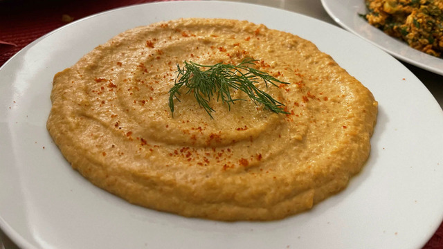 Humus Kıskandı: Fıstıklı Hibeş