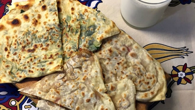 Kokusu da Tadı da Enfes: Kıymalı Ispanaklı Gözleme