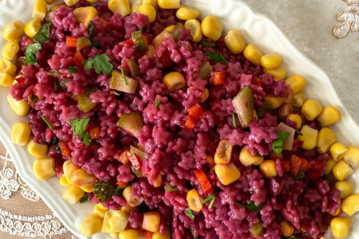 Sofralarınıza Renk Katacak: Yıldız Şehriyeli Mor Salata