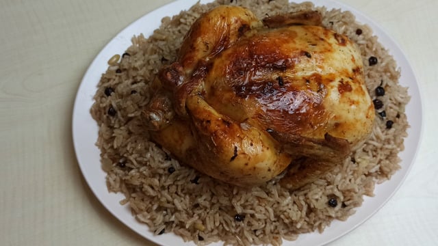 Yeni Yıla Hazır: İç Pilavlı Yılbaşı Tavuğu
