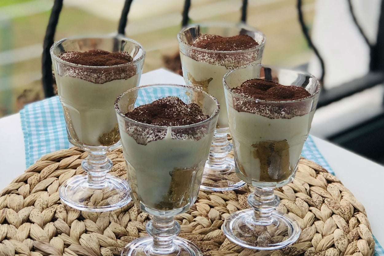 Kaşık Kaşık Yenir: Bardakta Tiramisu