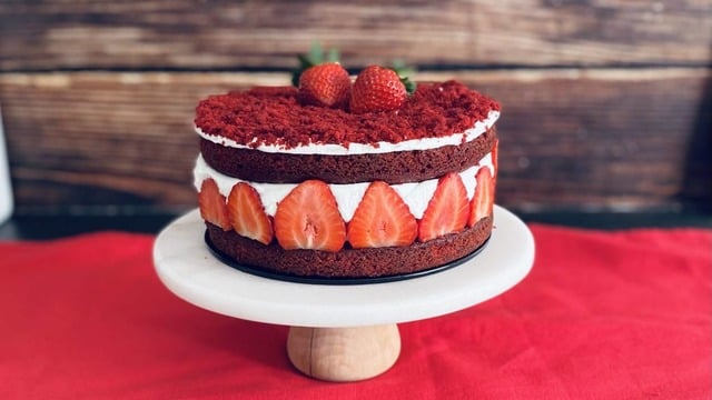 Kadifemsi Dokusuyla: Red Velvet Pasta